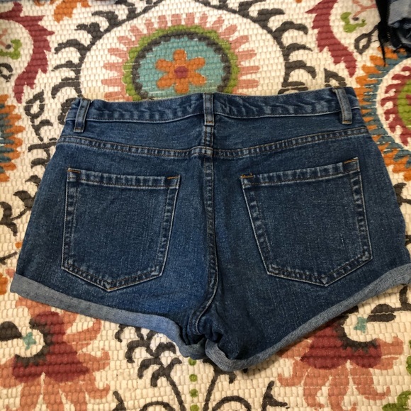 Blue jean shorts - Picture 2 of 2